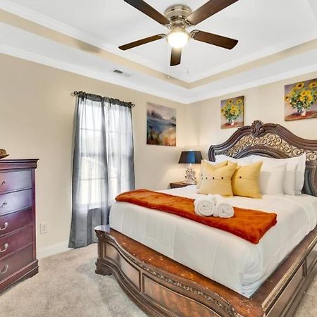 Cozy 2B Townhouse King Bed Free Parking Tv In Brs Villa Конкорд Екстериор снимка