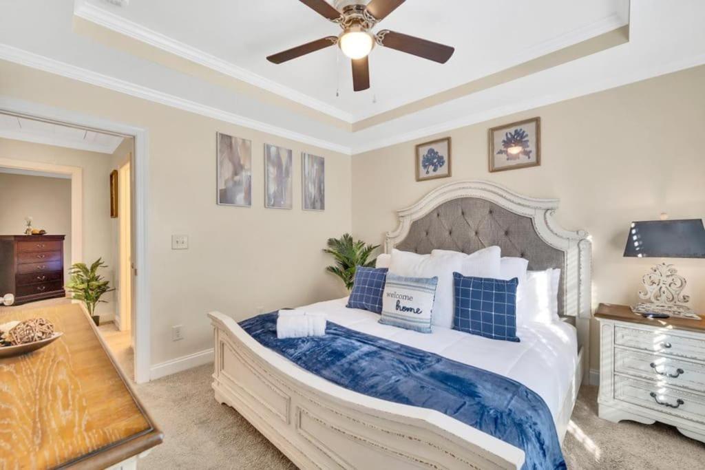 Cozy 2B Townhouse King Bed Free Parking Tv In Brs Villa Конкорд Екстериор снимка